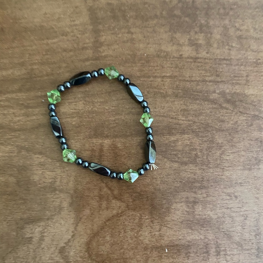 Jewelry - Picture 14 of 14